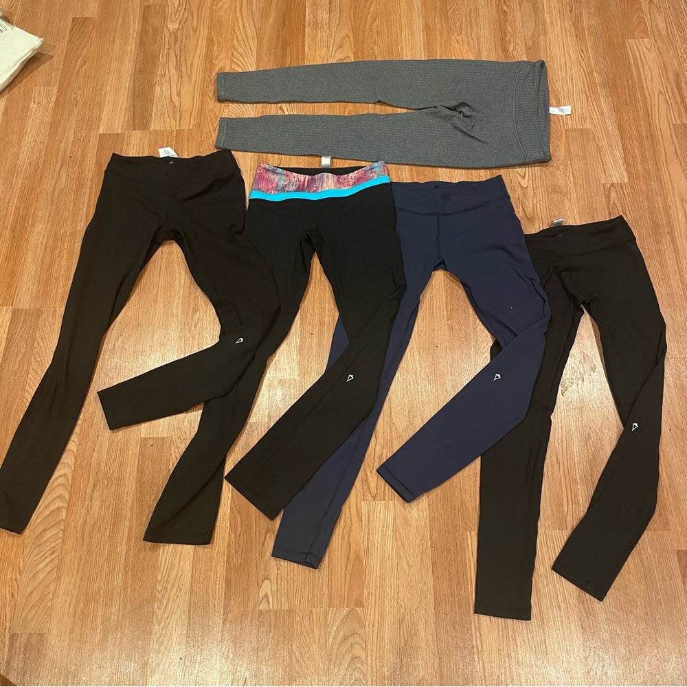 IVIVVA by Lululemon bundle of five leggings girls size 12